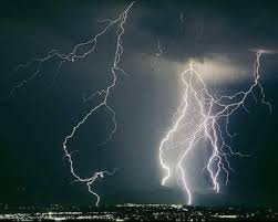 Thunder kills 4 children, injuries 2 others in central Somalia