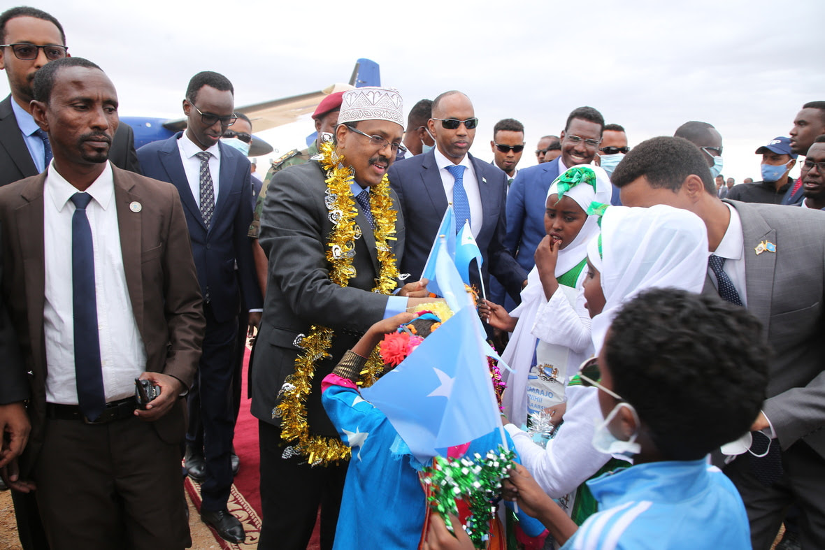 President Farmajo lands in Dhuusamareeb for Federal and State Consultative Conference.
