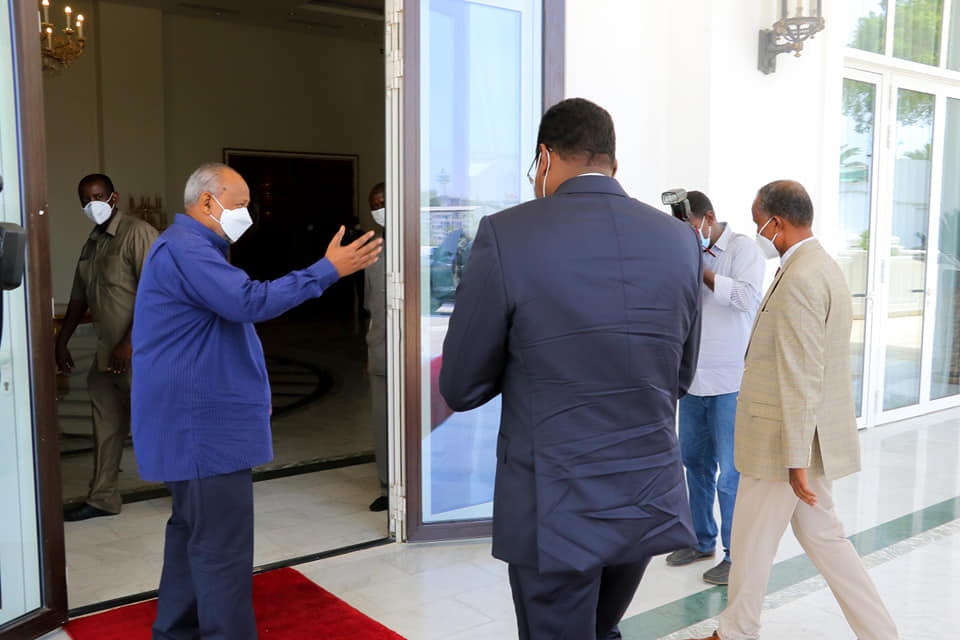 A delegation led by Galmudug State President arrives in Djibouti