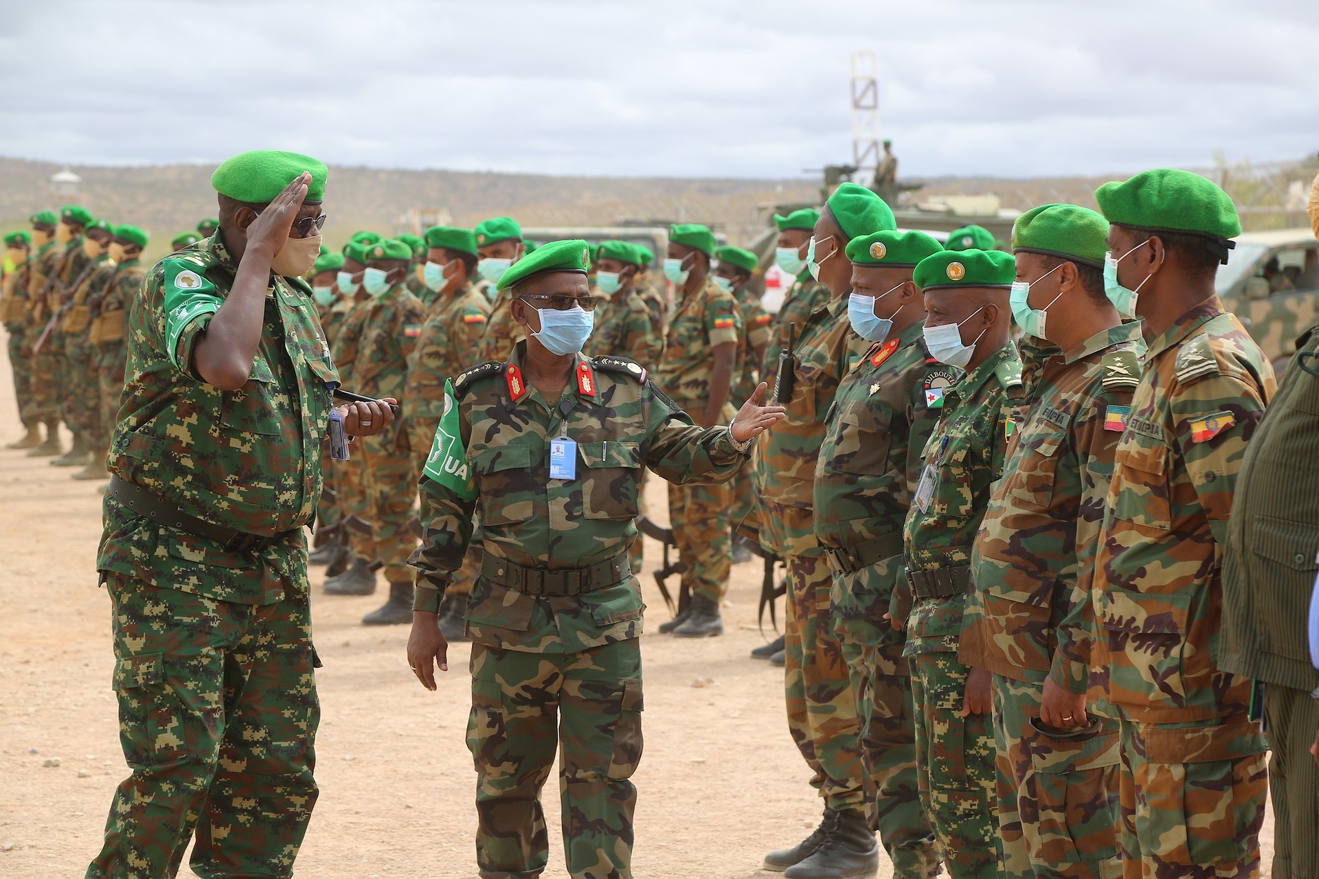 AMISOM Force Commander visits troops in Beletweyne