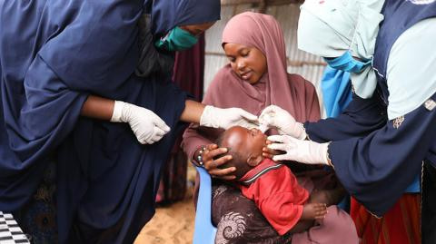 WHO, UNICEF urge caregivers in south and central parts of Somalia to vaccinate children against polio, while observing health and safety measures for COVID-19