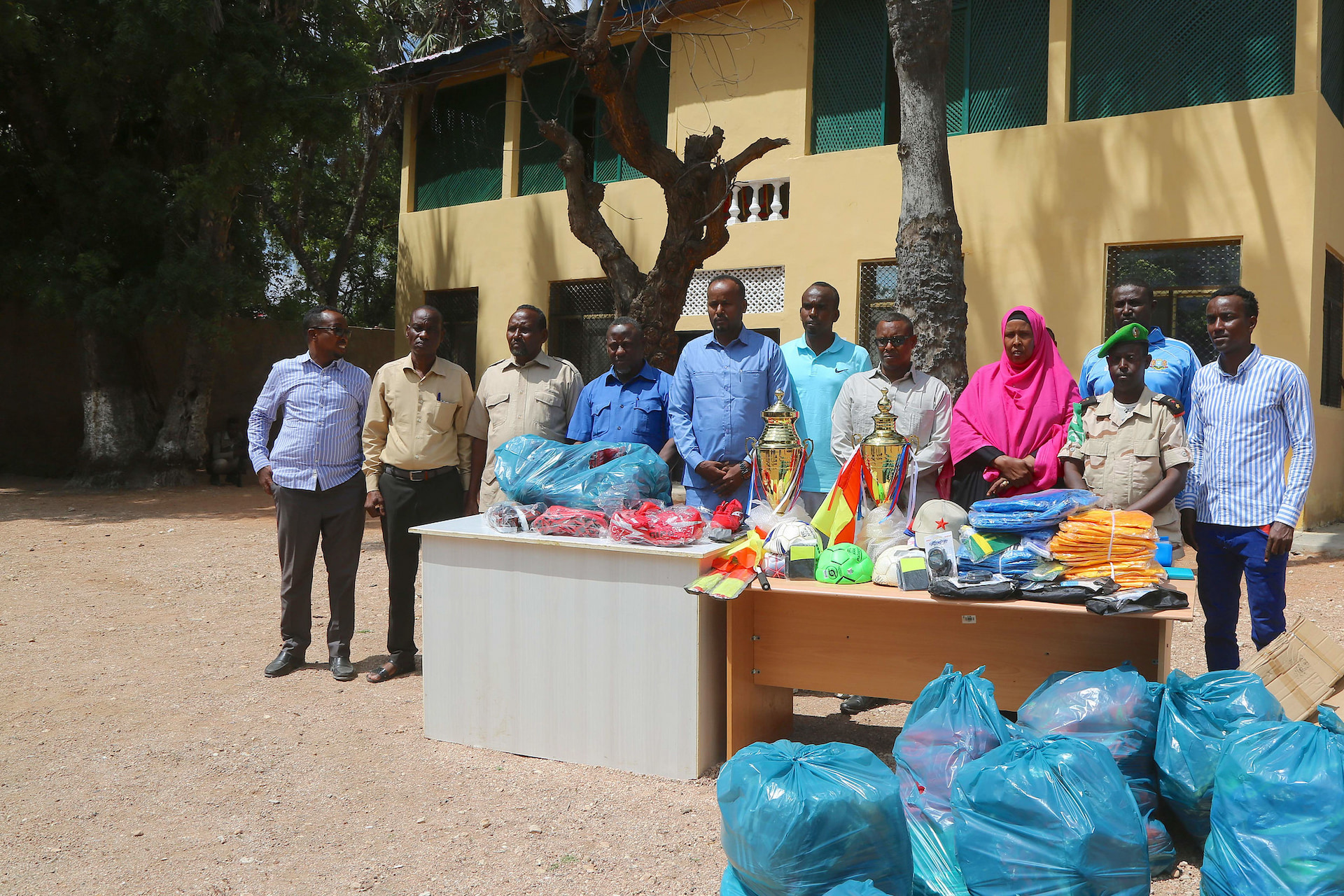 AMISOM supports Beletweyne youth with sports equipment