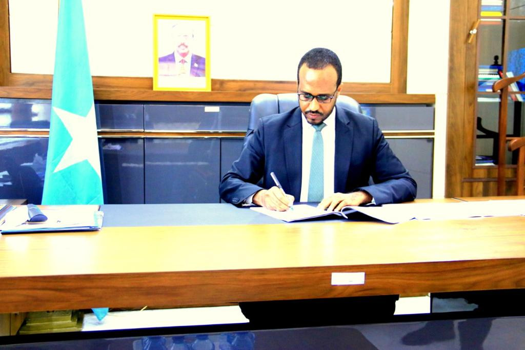 IFC, Somalia Sign Agreements to Unlock Private Sector Investment