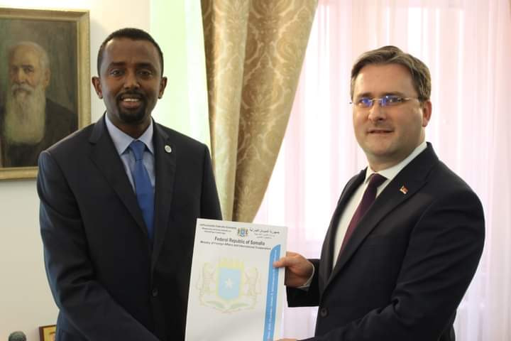 Chargé d'Affairs of the Embassy of Somalia to Serbia presents his credentials to the Foreign Minister