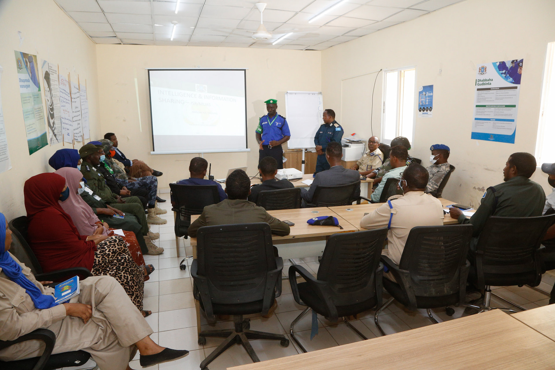 AMISOM trains HirShabelle police, civil servants on electoral security coordination