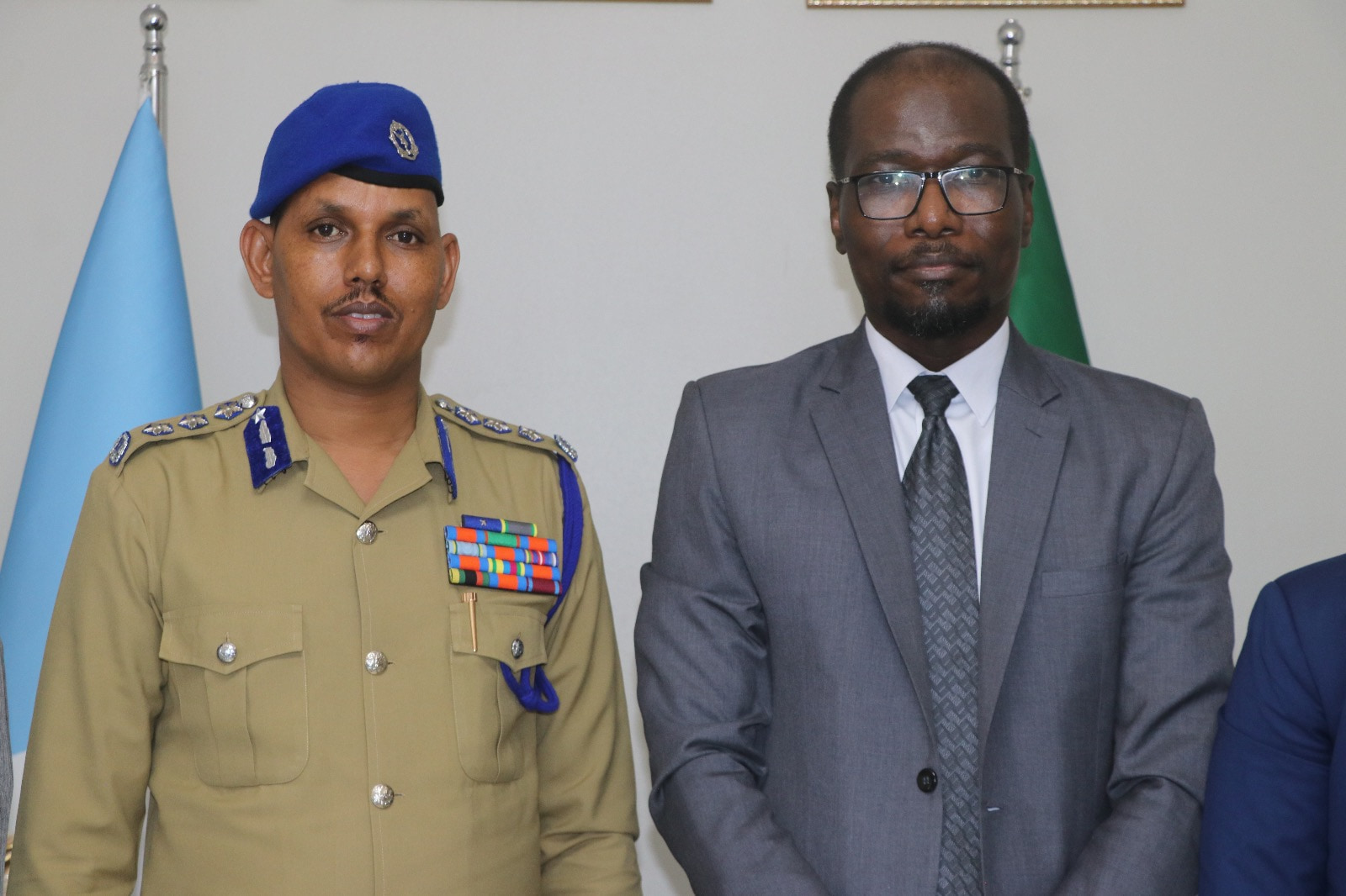 Somali Police Commissioner Meets with Saudi Ambassador