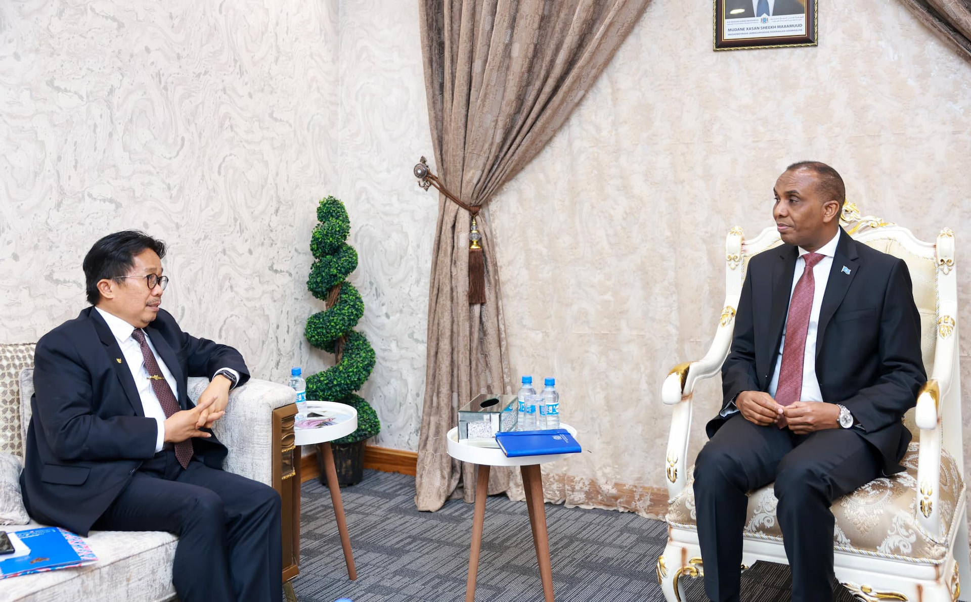 Somali Prime Minister receives Indonesian Ambassador