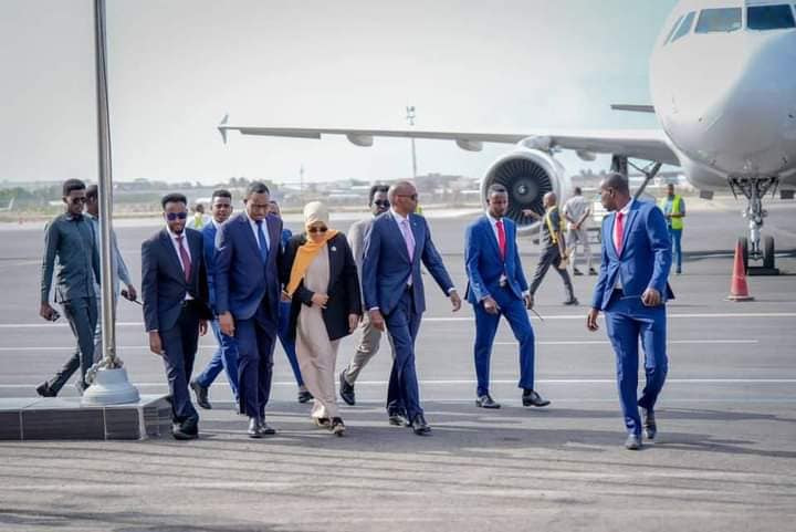 Officials arrive in Mogadishu to participate in the Consultation meeting