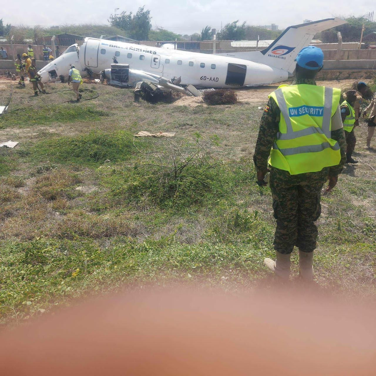 Civilian Plane Crashes at Aden Adde Airport, Two Injured