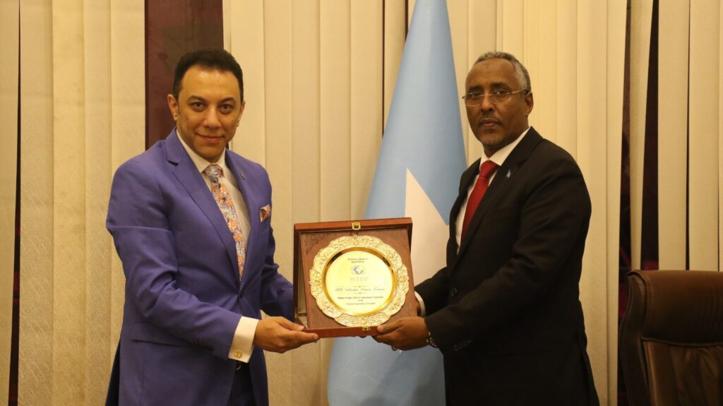 Minister of Foreign Affairs welcomes WFDP President in Mogadishu