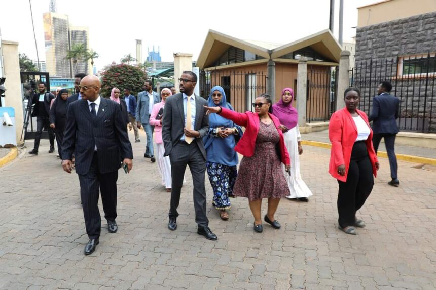 Somalia’s Upper-House Permanent Committee visits Kenyan Parliament Houses