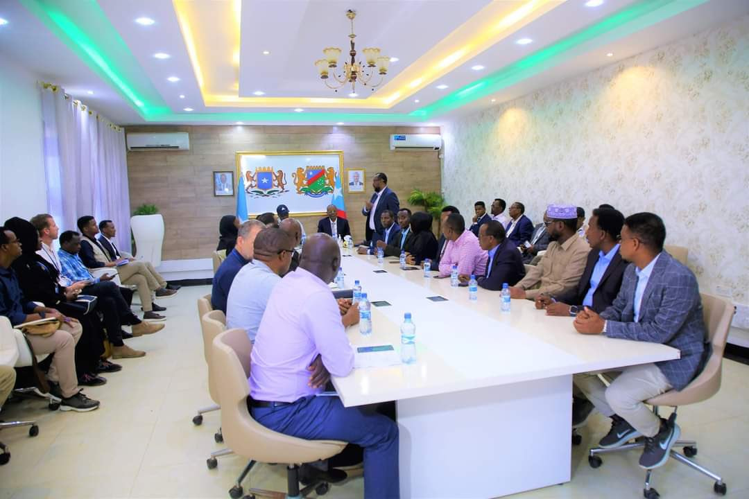 DPM Salah visits Baidoa to coordinate the relief efforts