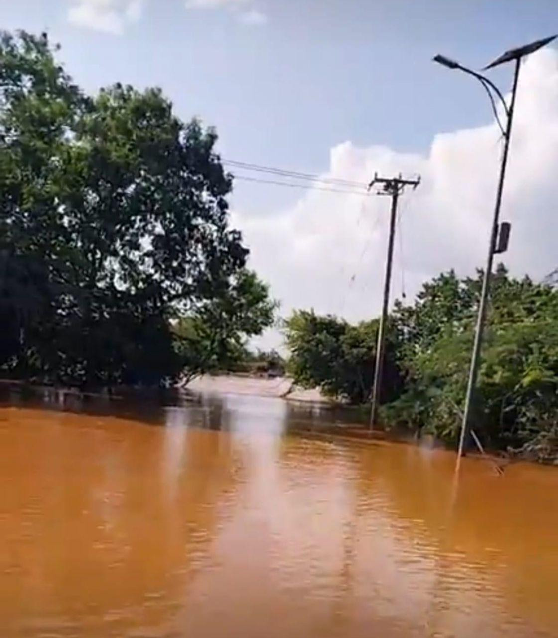 Bardheere bridge collapses after heavy rains