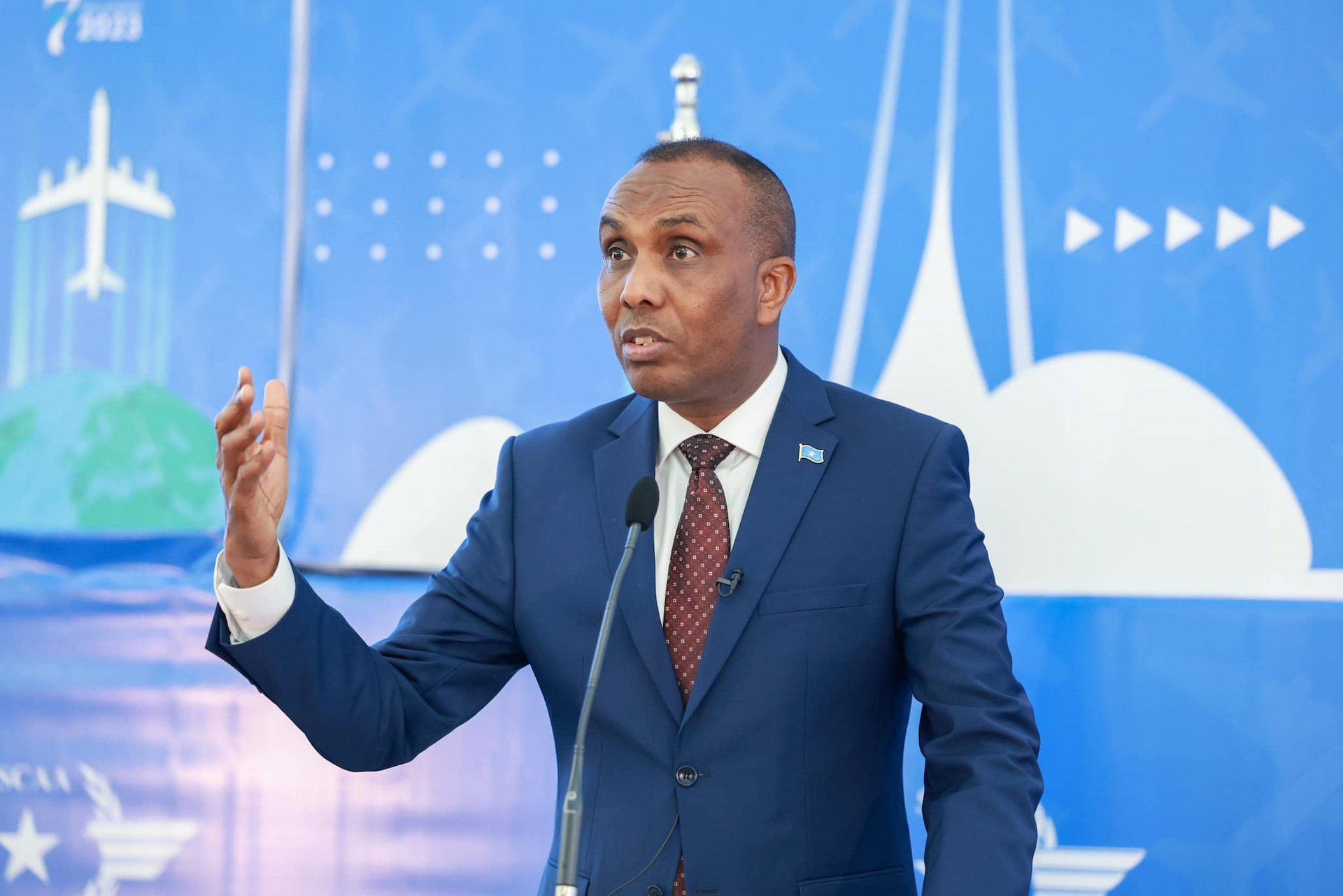 PM Hamsa praises Civil Aviation Authority for its achievements