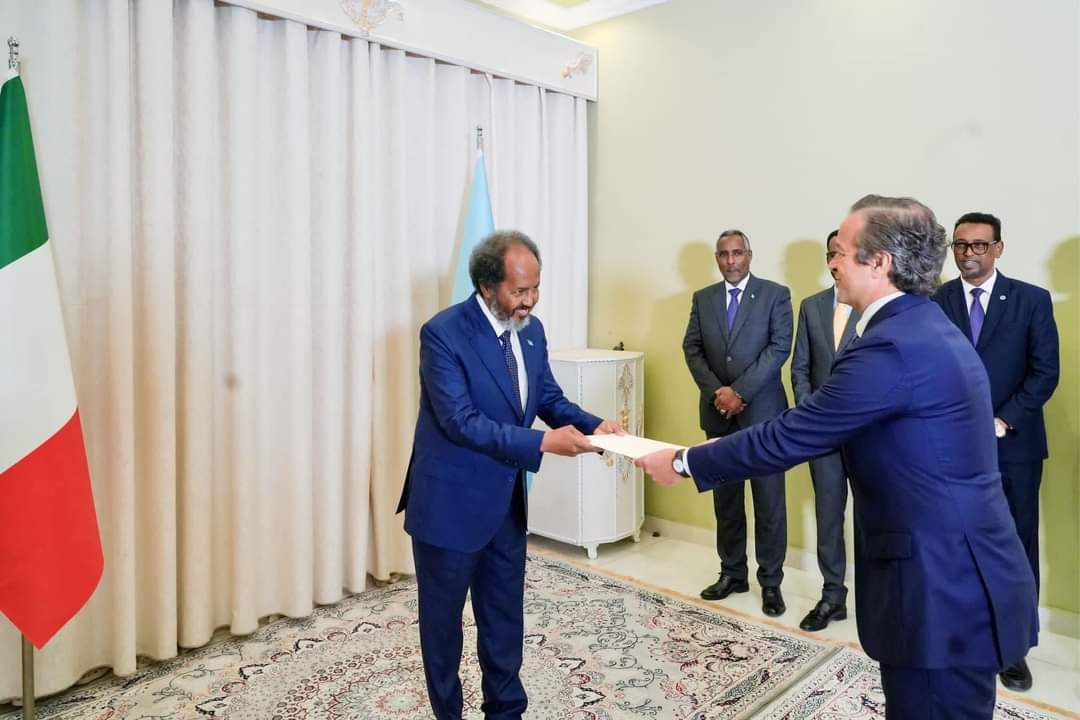 President Hassan Sheikh Receives Credentials of New Italian Ambassador to Somalia