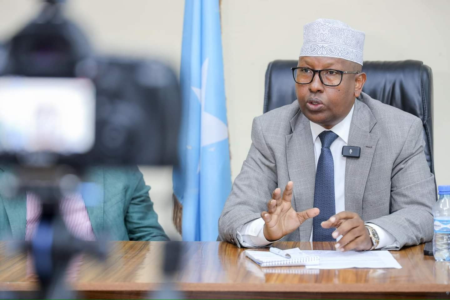 Minister of Interior meets traditional elders of the northern Somali community