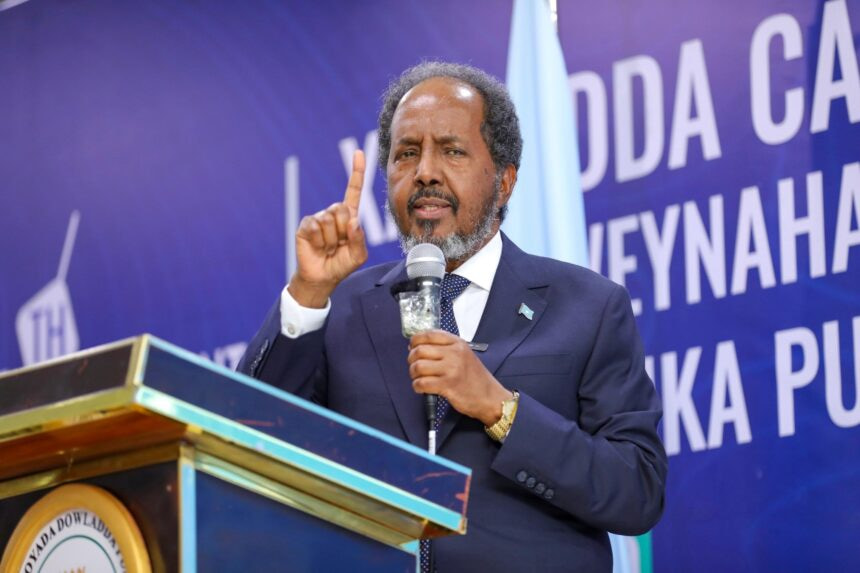 Somali President vows to complete Constitution at Puntland inauguration