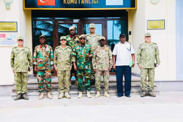 Chief of Defense forces visits TURKISOM Military Academy