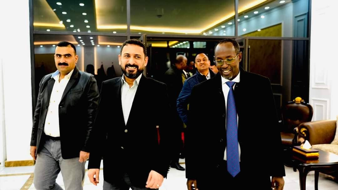 Governor of Banadir and his delegation reach Baghdad