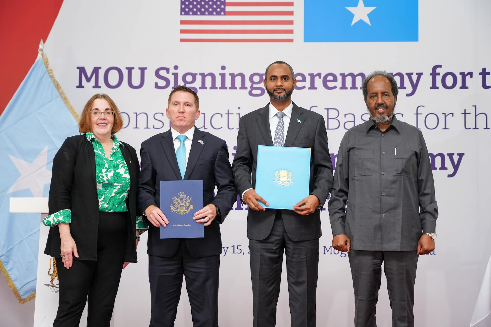 Somalia and US sign deal to boost Somali forces