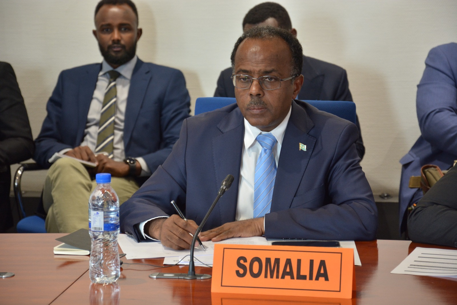 Somalia’s security and anti-terror efforts discussed in a meeting with ATMIS and AU