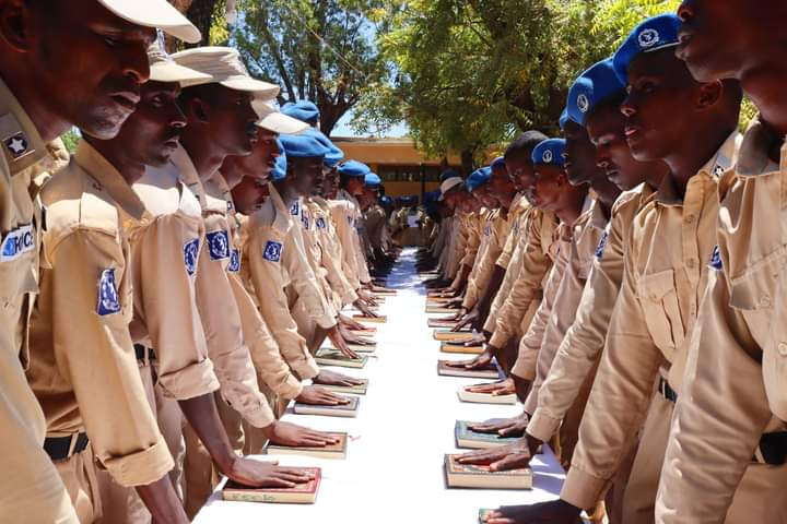 300 Police forces were sworn in Mogadishu to secure it during Ramadan