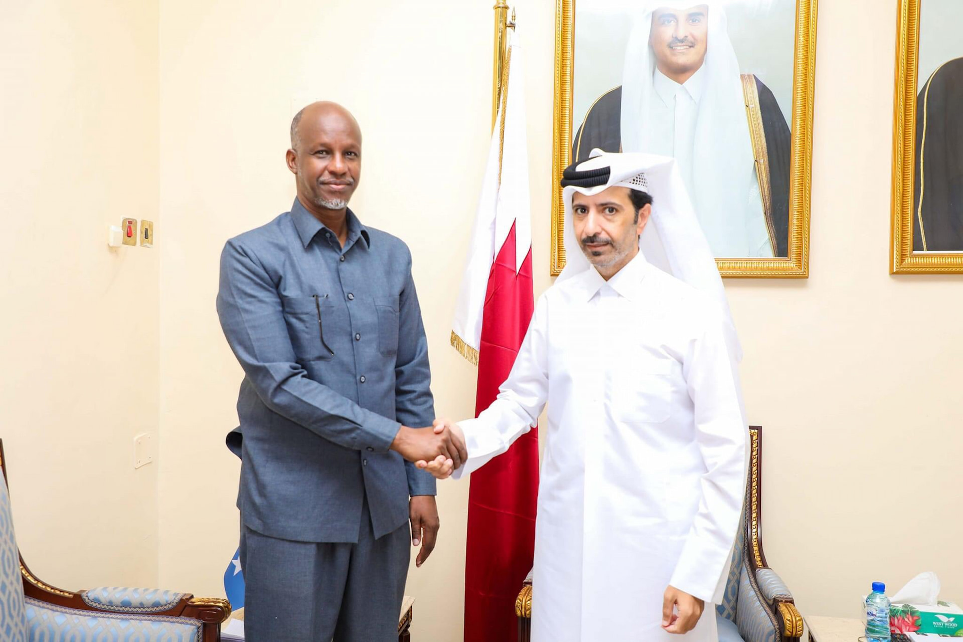 SoDMA Deputy Commissioner meets UAE Ambassador to Somalia, discusses humanitarian efforts