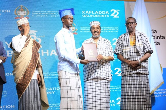 President Hassan attends graduation ceremony at Somali National University