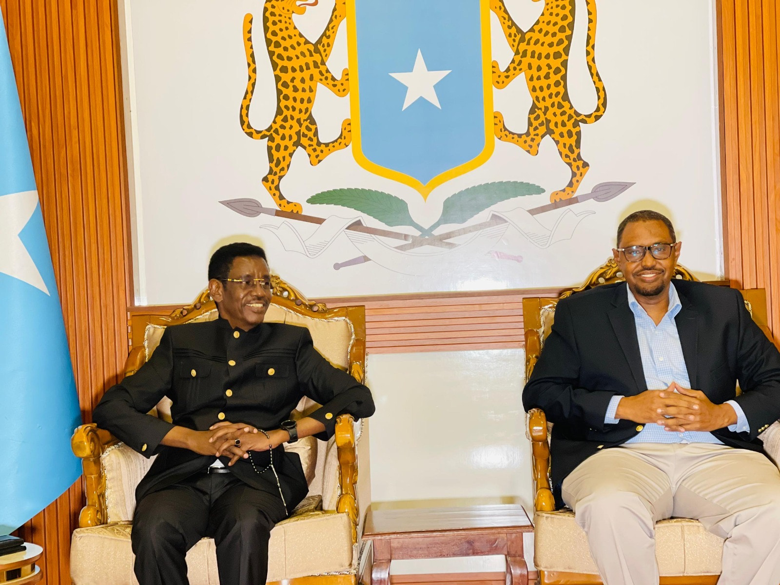 Minister of Internal Security welcomes MPs from Kenya in Mogadishu