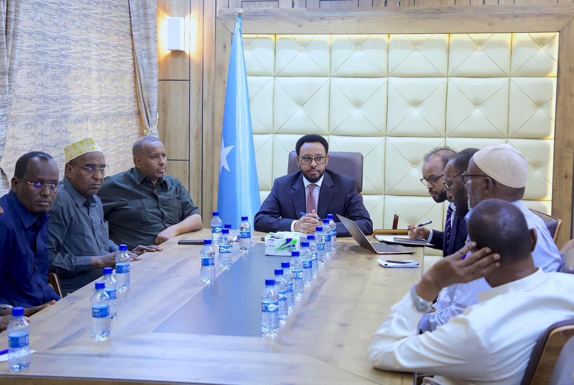 Finance Minister meets the Somali Chamber of Commerce