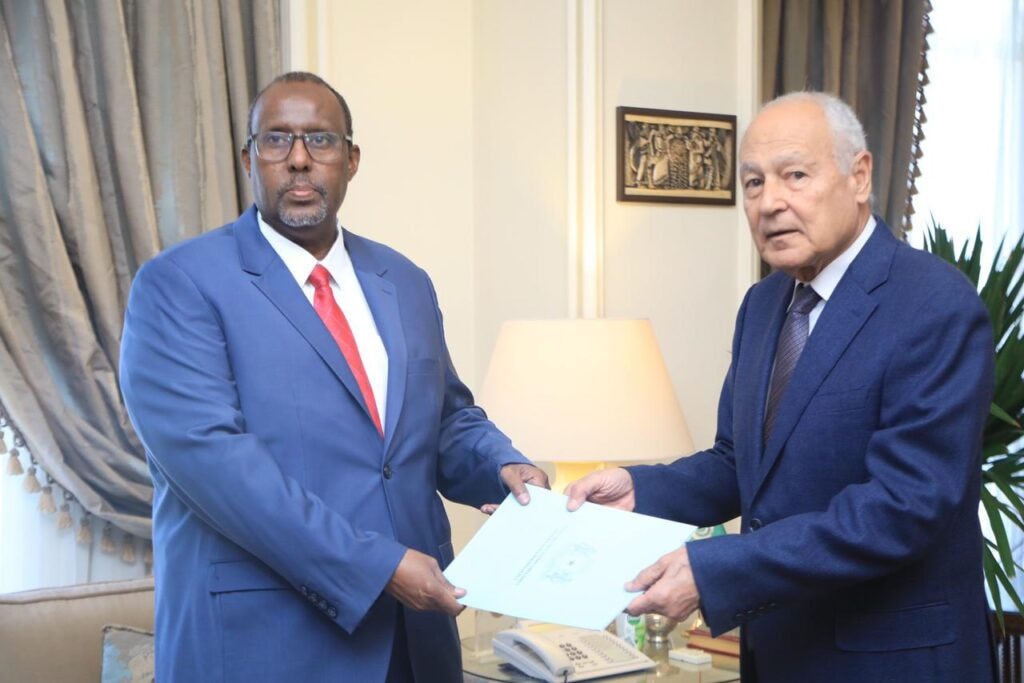 Somalia’s Ambassador to Egypt and The Arab League Received in Cairo