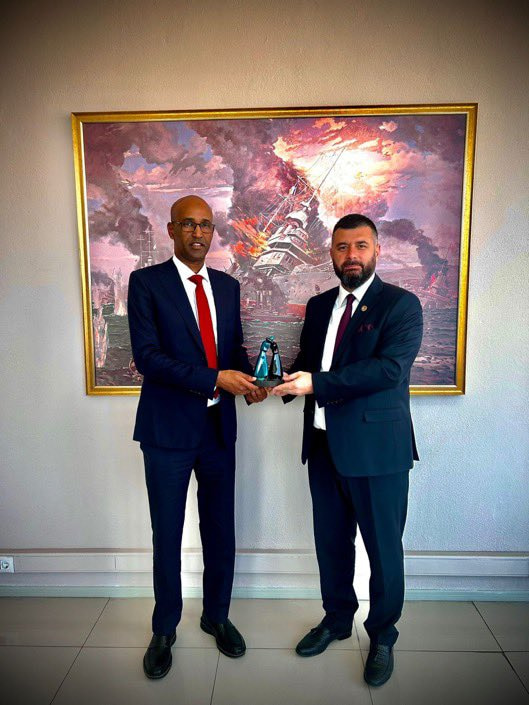 Somalia’s Ambassador to Turkey Visits Çanakkale 18 Mart University to Boost Fisheries Cooperation