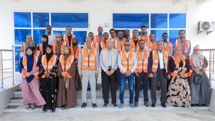 Commissioner of SoDMA Meets with Somali Ambassador to Saudi Arabia