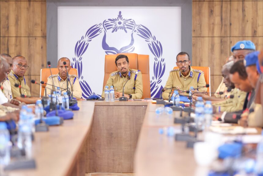 New Somali Police Commander Chairs Weekly Police Meeting