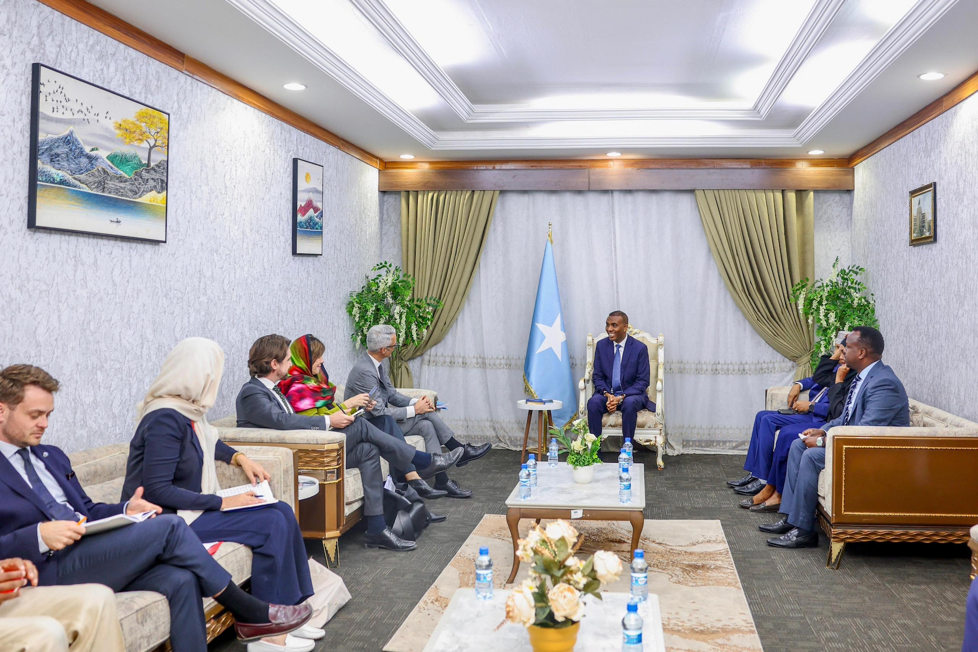 Prime Minister Hamza receives EU delegation in Mogadishu