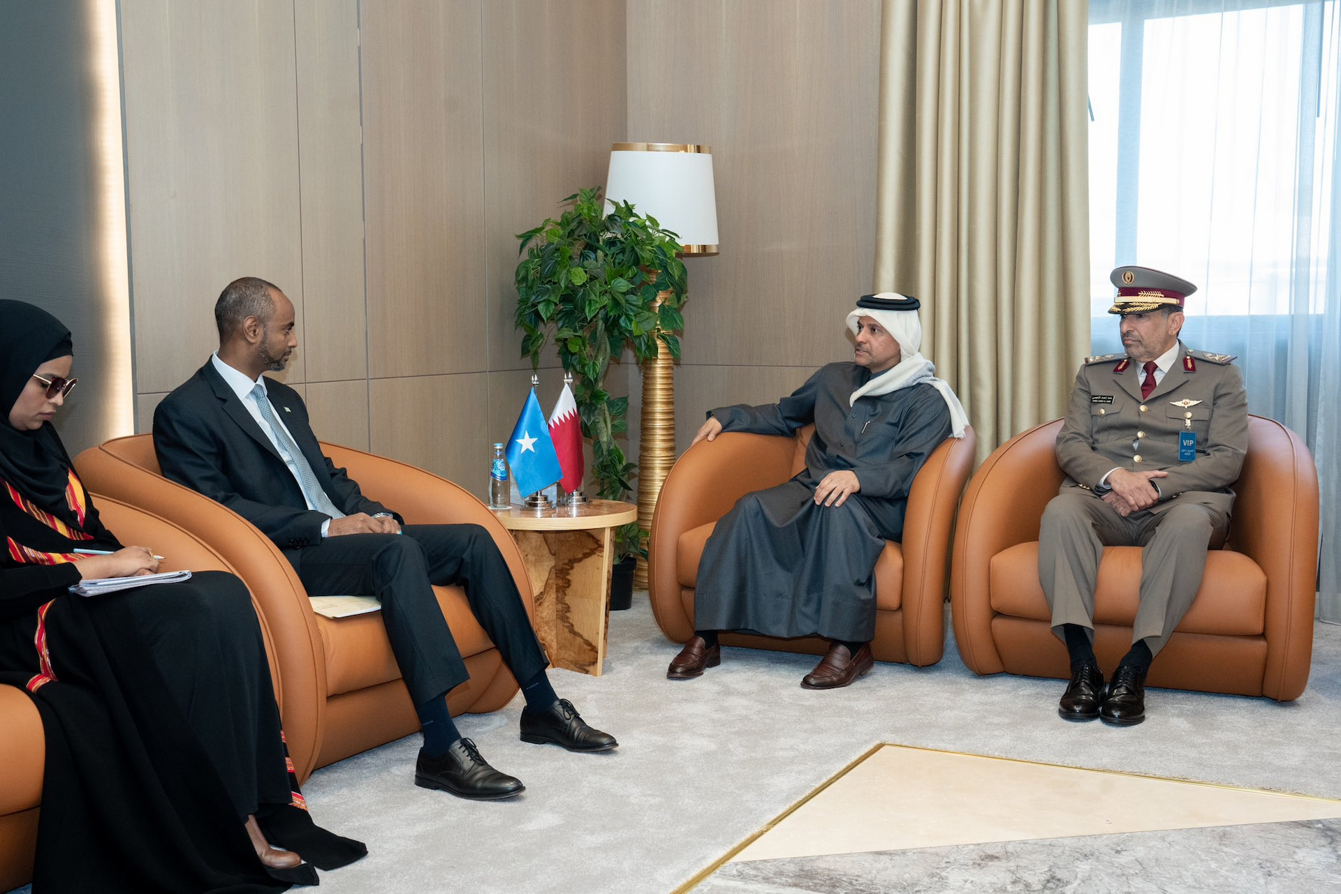 Somalia and Qatar Discuss Strengthening Defense Cooperation