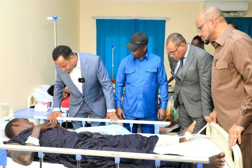 Somalia’s Deputy PM Visits Wounded Soldiers, Vows Continued Support in Fight Against Al-Shabaab