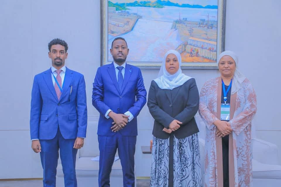The Minister of Labor and Social Affairs Meets with Ethiopian Counterpart to Strengthen Regional Cooperation