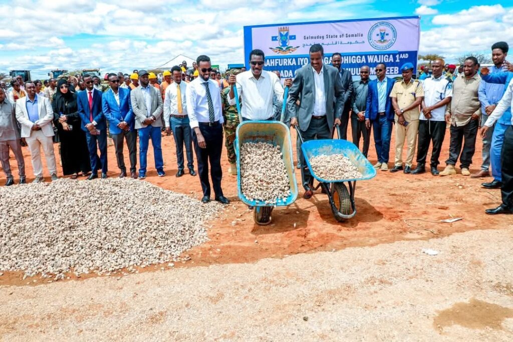 Galmudug President Lays Foundation for Reconstruction of Key Road Linking Guriceel and Dhusamareb
