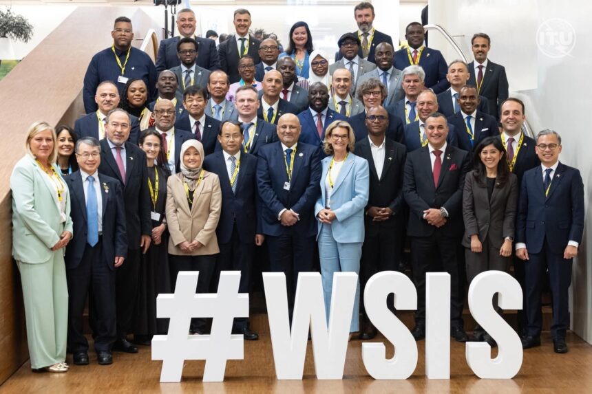 Somali Minister of Communications Participates in International Summit in Geneva