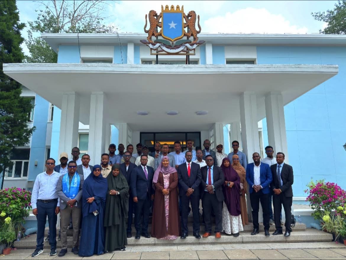 Somali Ambassador to China Welcomes Government Officials Participating in Port Management and Modern Technology Training