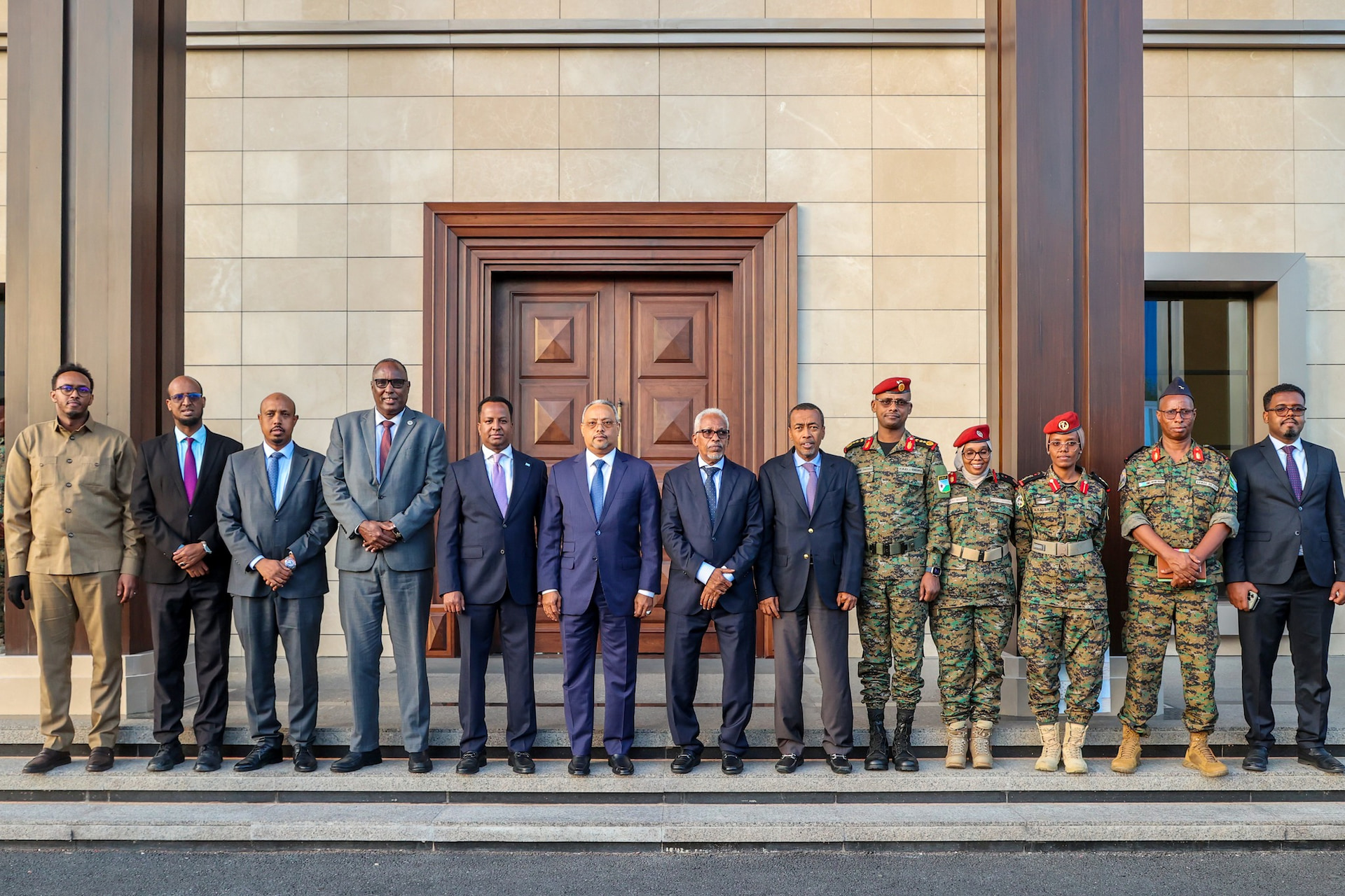 President Hassan Sheikh Mohamud Meets with Djiboutian Foreign Minister in Mogadishu