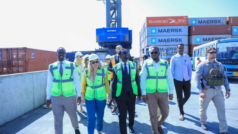 State Minister of Ports Welcomes EU Ambassador to Mogadishu Port; Officials Discuss Expansion and Maritime Security