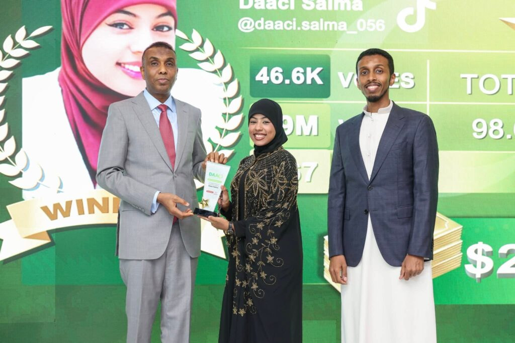 Prime Minister Hamza Abdi Barre Attends “Daaci 2026” Awards, Urges Youth to Champion Positive Change