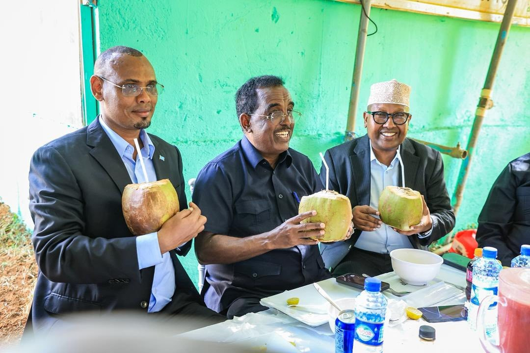 Federal, South West leaders meet over luncheon to discuss security and cooperation