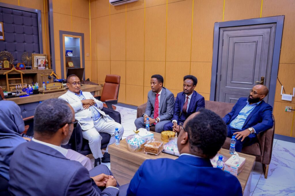 Banadir Regional Administration, National Human Rights Commission Hold Talks on Cooperation