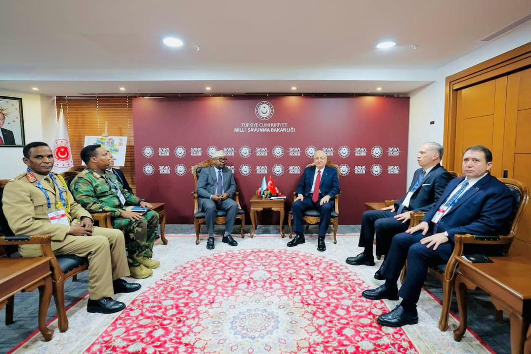 Minister of Defence Meets Turkish Counterpart at SAHA 2026 Defence Fair