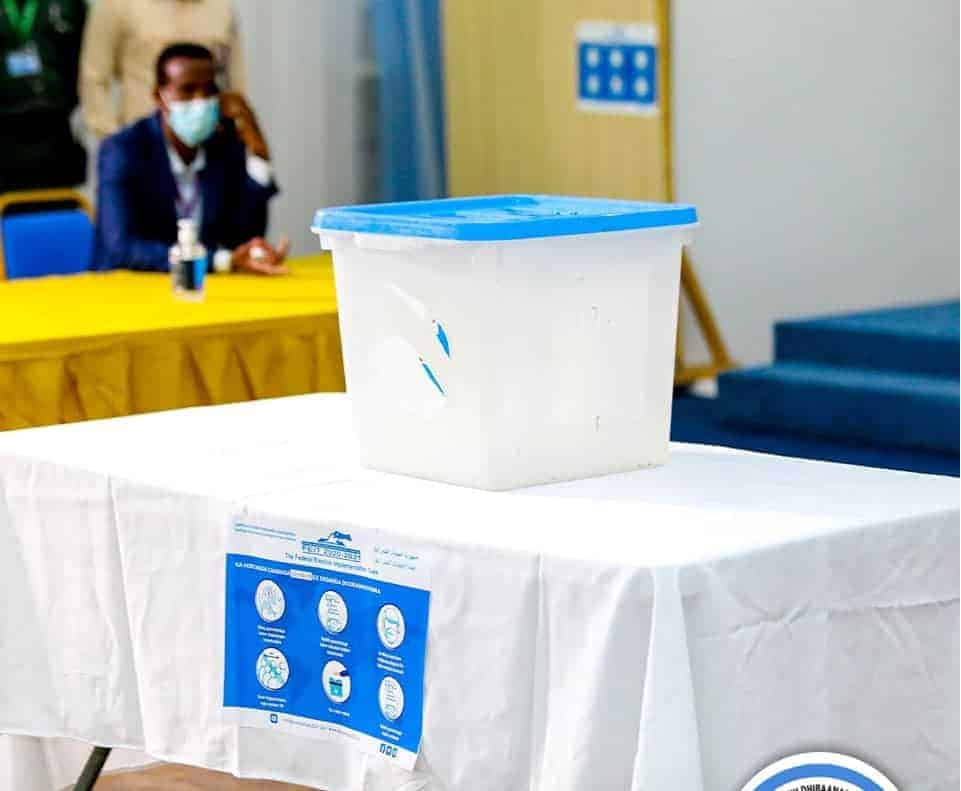 Guddiga doorashooyinka heer Federaal oo maanta dooranayo guddoomiyaha guddiga.