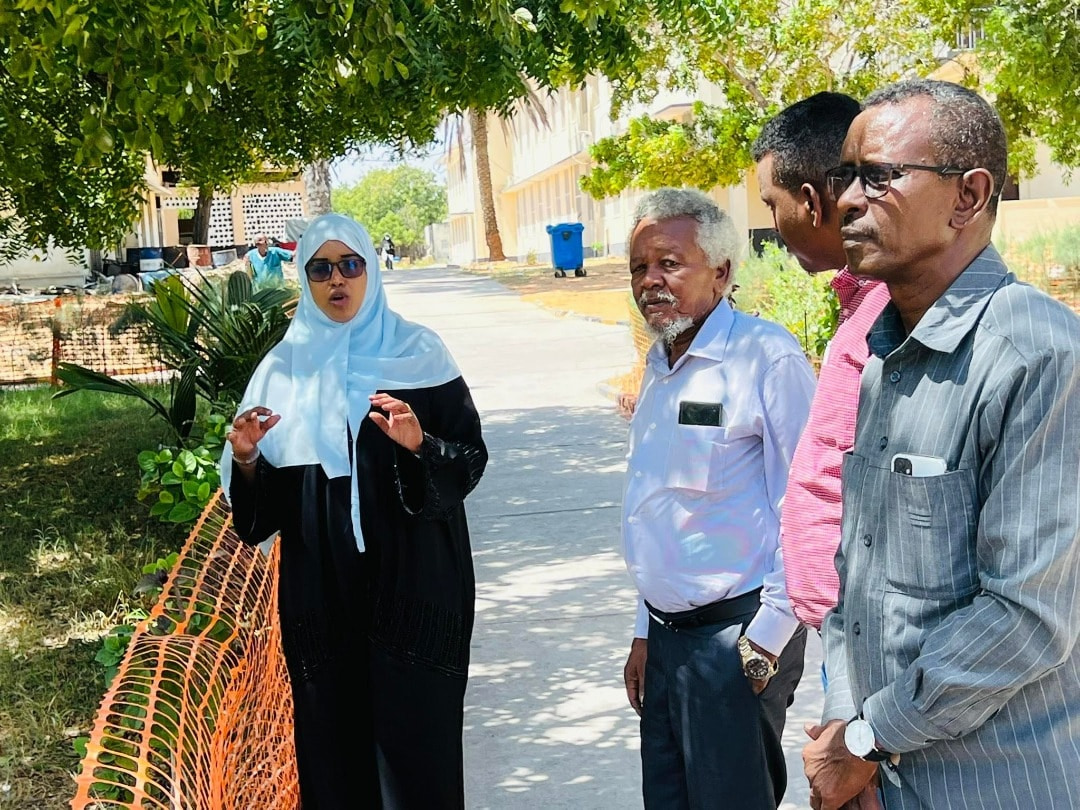 Abwaan Shube "Maleysan Waagii Aan Indhahayga Ku soo arkay " MALO-KA-BAX