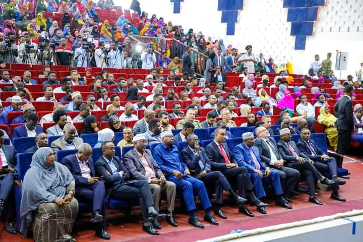 Dowladda iyo Shacabka Soomaaliyeed oo dalka Turkiye ugu deeqay shan malyan oo dollar